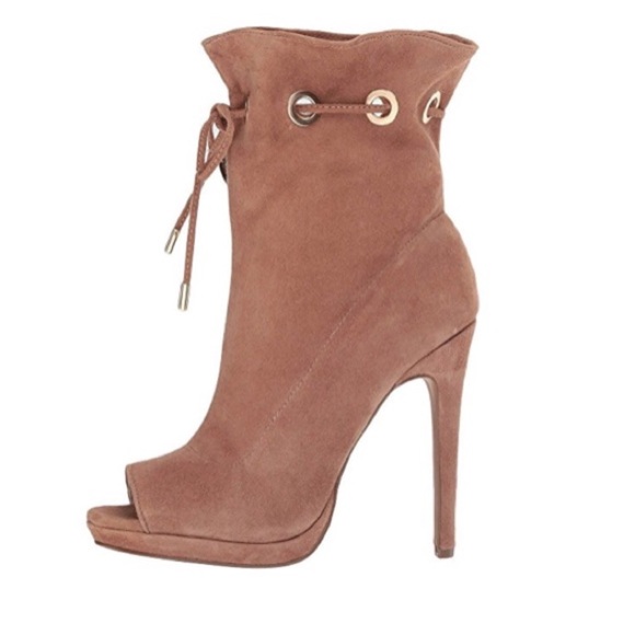 New Steve Madden Cavalier Camel Suede Bootie - Picture 8 of 8